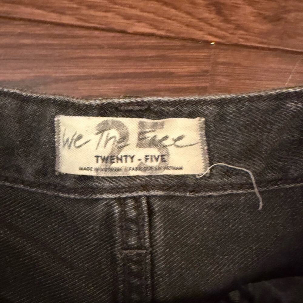 Free People We the Free Dark Wash Jean Shorts Size 25 - Picture 2 of 3